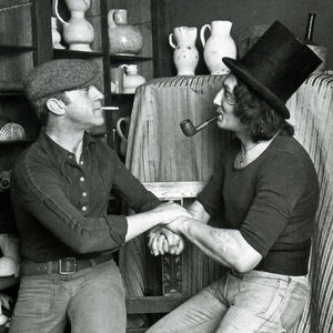 Логотип песни Пожары исполнителя Владимир Высоцкий