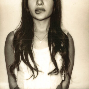 Логотип песни Недоступна исполнителя SEEMEE, PINQ